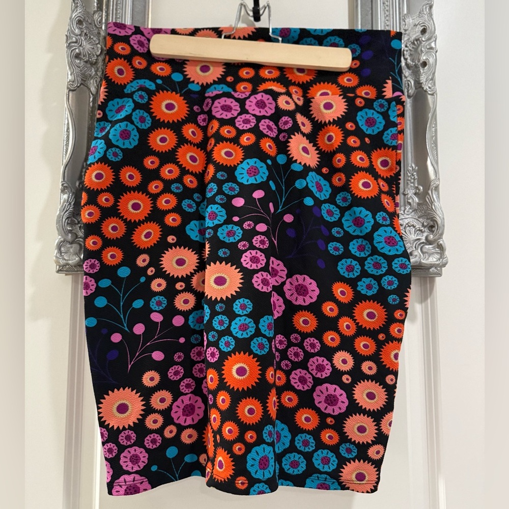 LuLaRoe Cassie Medium Floral Pencil Skirt